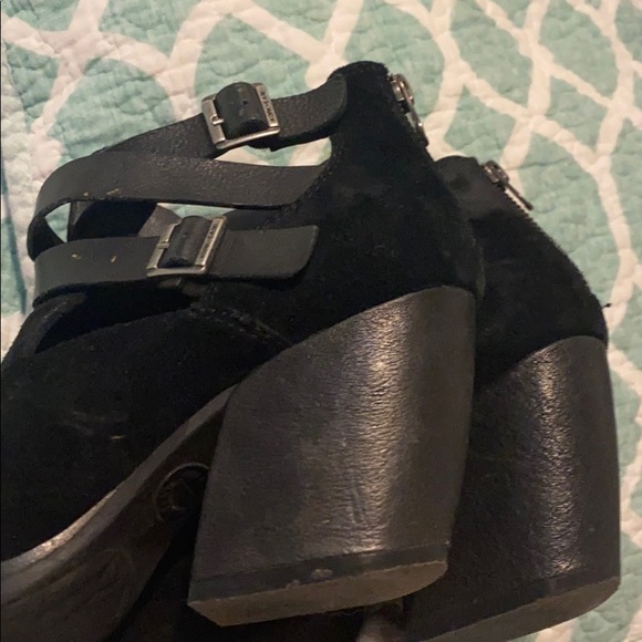 Kork-Ease black suede booties 7 1/2 - Picture 6 of 7